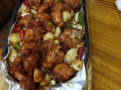 -老东镇啤酒屋海鲜加工·蒸汽海鲜·海鲜烧烤(台东店)