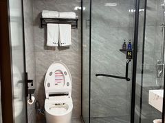 -轻住·仰望未来酒店(南昌八一广场店)