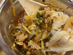 -丽丽三鲜螺蛳粉(田林路店)