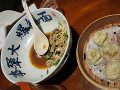 -李犟大爆鳝面·手工蟹黄包(湖滨西湖店)