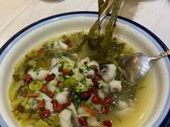 酸菜青柠鱼片-阿锋鲍鱼酒家美食汇(华安店)