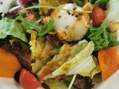 南瓜藜麦沙拉配温泉蛋-新贝乐意大利餐厅(苏州中心店)