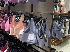 -lululemon(比斯特购物村店)