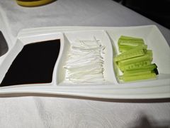 -鸭王烤鸭店(三里河店)