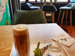 -ZING COFFEE 镜咖啡