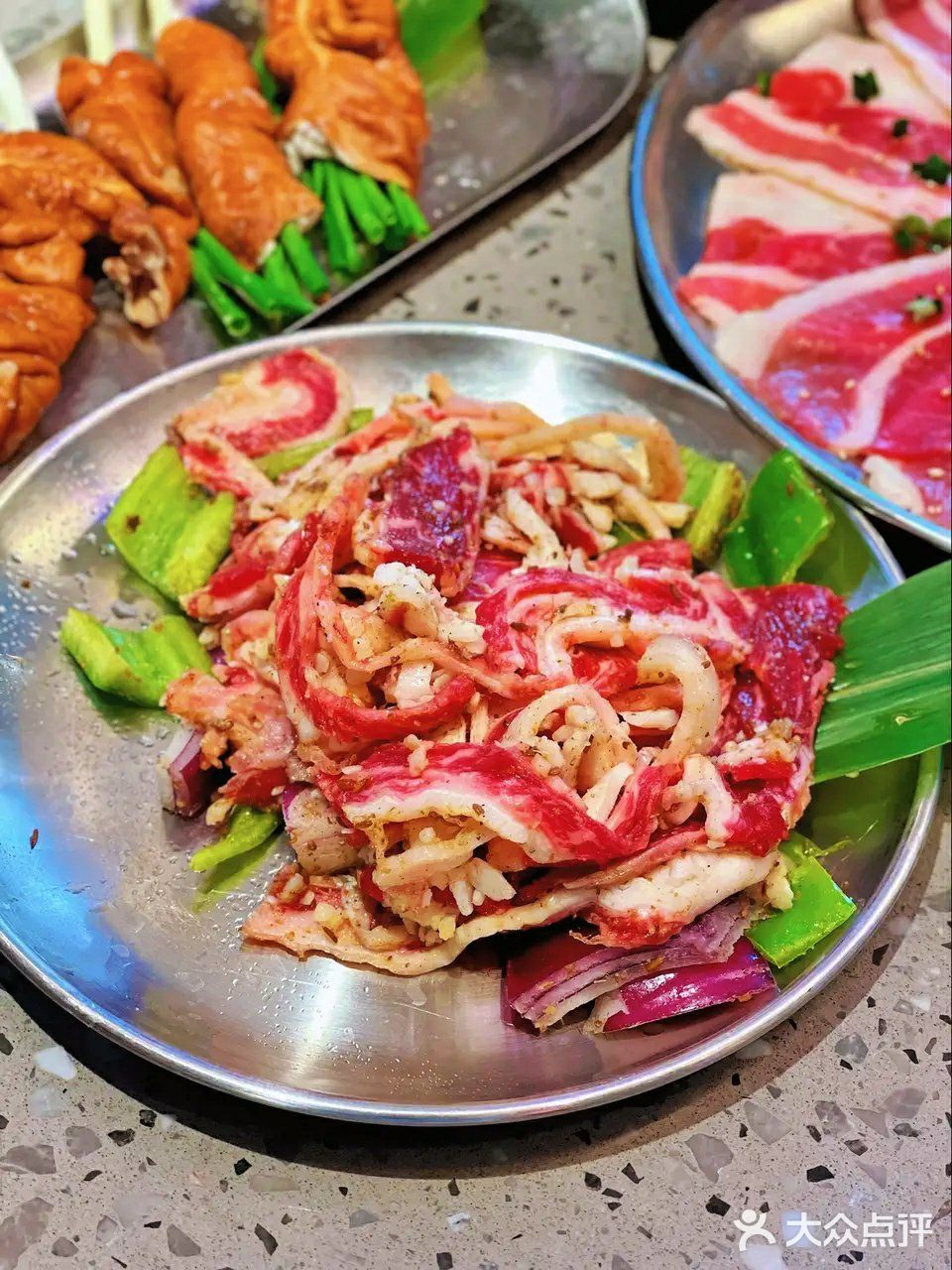 火柴盒烤肉来了你就爱了,网红打卡最多的地方哦,口味很棒,推荐