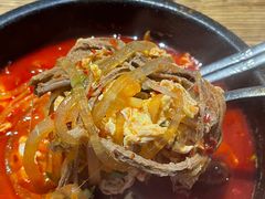 辣牛肉汤-吴草鸡爪오초닭발韩食堂(融恒盈嘉中心店)