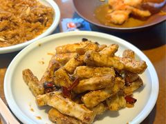 -95号酱骨·一块豆腐(展春园西路店)