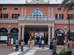 -佛罗伦萨小镇广佛名品奥特莱斯(疏港路店)