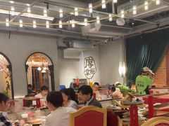 -廖掌柜·重庆鲜货火锅(上海首店)