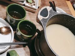 -云海肴·汽锅鸡·云南代表菜(浦江欢乐颂店)