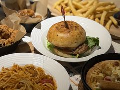 -必胜客(阿罗海店)
