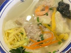 -长人馄饨铺(解放街店)