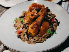 -LESCEDARS Brasserie Bistro香柏树