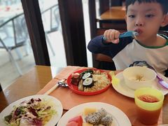 -亚龙湾希尔顿自助餐厅·海鲜·烧烤·沙滩BBQ·现场乐队