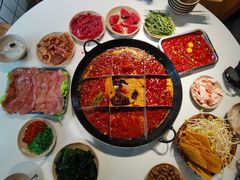 -岗上渣渣老火锅(两路口店)