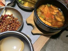 -草家酱蟹炭火烤肉店(珲春南路一店)