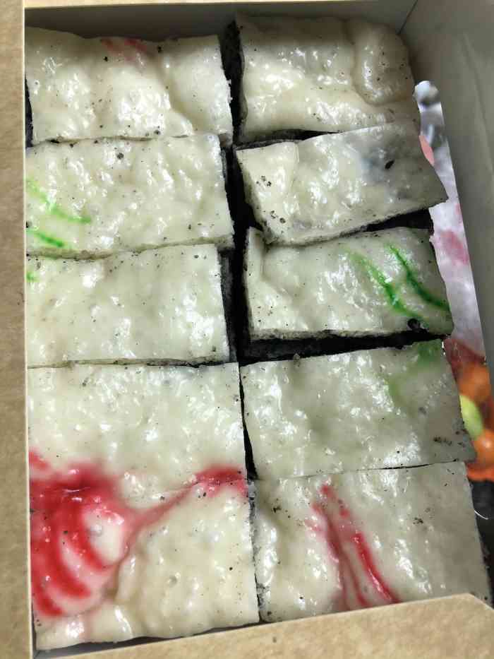 下午天气不错先去了明月山脚下的二十四桥明月园去游玩后按照导航来到