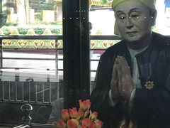 -ခြောက်ထပ်ကြီးရွှေသာလျောင်းဘုရားကြီး