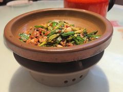 -阿瓦山寨·湘菜现炒·剁椒鱼头王(咸阳总店)