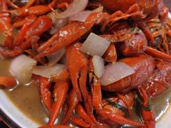 -虾弄弄海派小龙虾·牛羊蝎子火锅