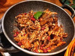 手撕扁担鸡-吃饭皇帝大土家民族菜(正大广场店)