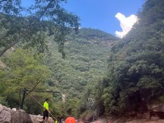 -雅鲁激流探险漂流