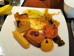 -三亚湾海居铂尔曼度假酒店