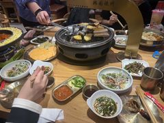 -青瓦餐厅·生鱼片·韩园烤肉(西塔店)