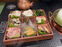 -得意咚瓜·顺德鱼生·冬瓜火锅(深圳首店)