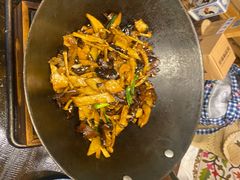 -吃货私房菜(丽江束河古镇店)