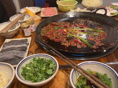 -六公里老火锅(总店)