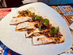 墨西哥鸡肉芝士饼-LESCEDARS Brasserie Bistro香柏树