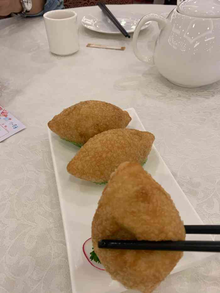 羊城酒家 · 地道粤菜-"系越秀宾馆一楼就见到羊城酒家全面禁烟的标.