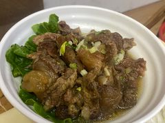 炖牛腩-贵宾牛·潮汕牛肉火锅(珠池总店)