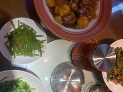 -黄泥岗·地道湖北菜(奥特莱斯店)