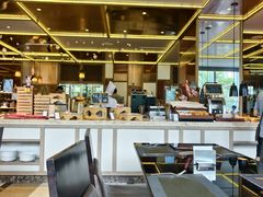 -大中华希尔顿酒店-念自助餐·嗨啤·小龙虾