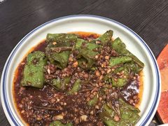 -川流不息·地道川菜·小龙虾(松东路店)