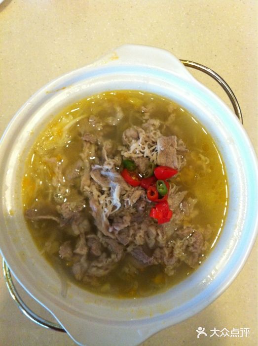 小巴辣子川湘菜餐厅(星游城店)酸汤肥牛图片