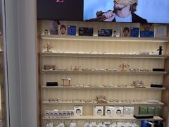 -无界眼镜MaxLess(南翔印象城店)
