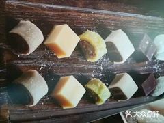 -皇城根北京风味主题餐厅(滨海万达店)