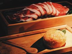 飞鱼籽墨鱼滑-湊湊火锅·茶憩(东城万达店)