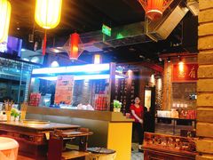 大堂-小龙坎老火锅(北京三里屯店)