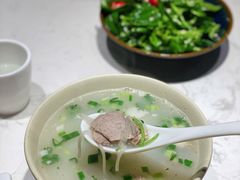 羊肉汤-丁里羊肉小镇(天鹅湖总店)