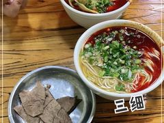 -清真·马安军辣子牛肉面