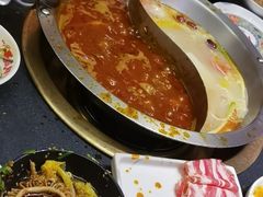 -沸炉重庆老火锅(军事博物馆店)