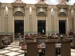 大堂-山明水秀大饭店