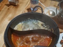 -香逸山自助火锅
