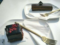 -UNI UNI(环亚凯瑟琳店)