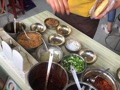 锅盔夹张飞牛肉-小陈方酥锅盔(古城总店)